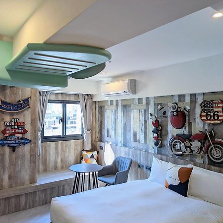 K Hotel - Yizhong Taichung Luaran gambar