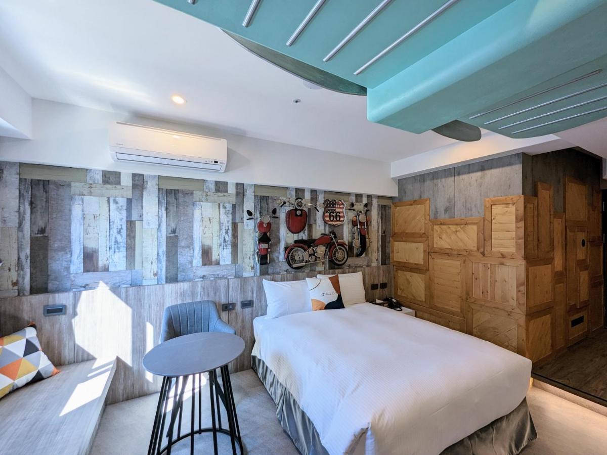 K Hotel - Yizhong Taichung Luaran gambar