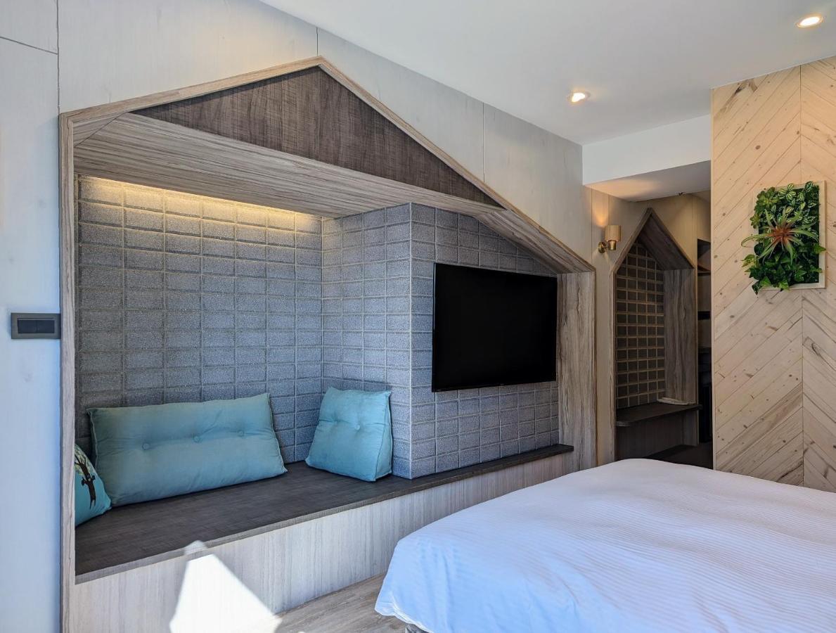 K Hotel - Yizhong Taichung Luaran gambar