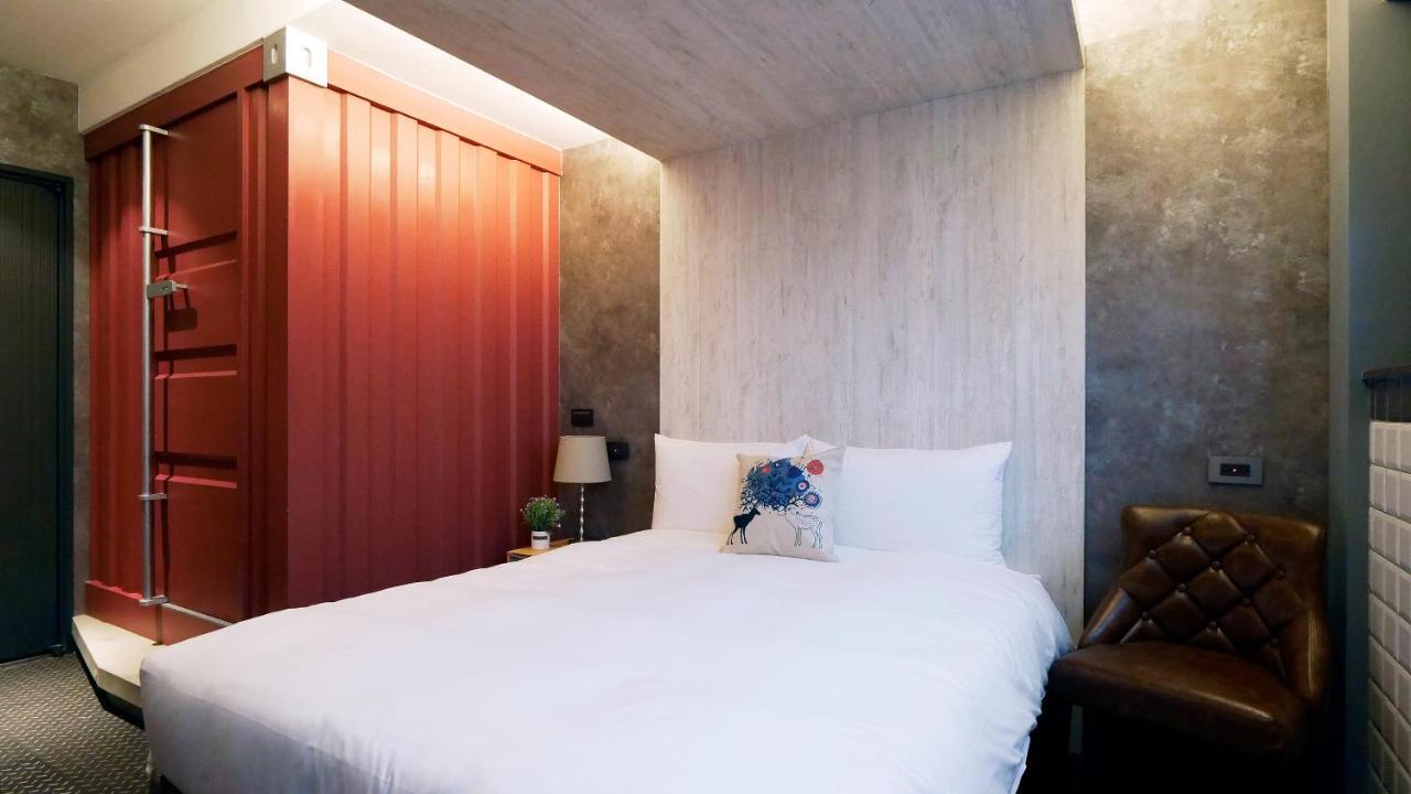 K Hotel - Yizhong Taichung Luaran gambar